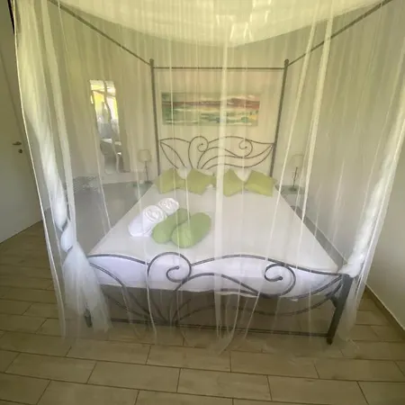 Couette-café La Rosa Del *