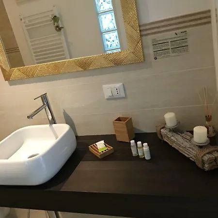 La Rosa Del Couette-café 3*