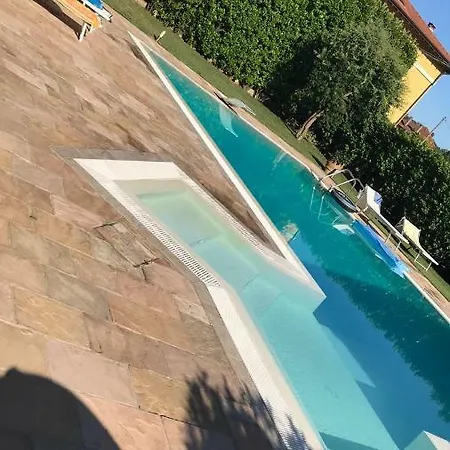 La Rosa Del Рено-ди-Леджуно