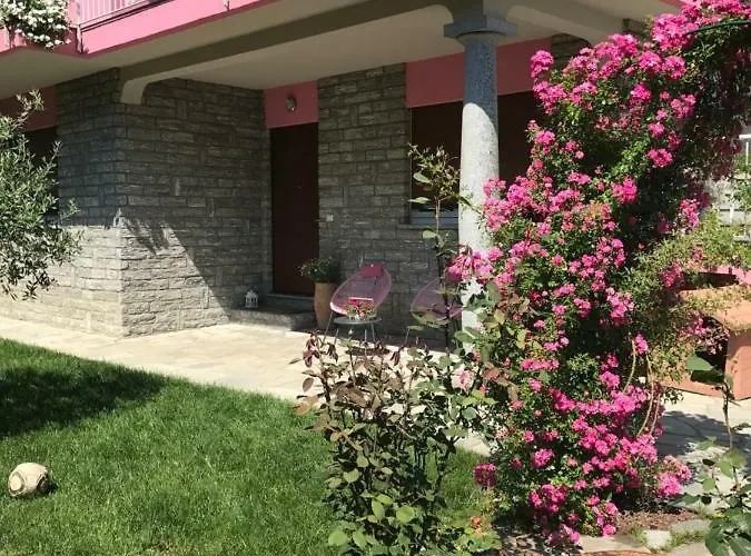 לינה וארוחת בוקר La Rosa Del Reno Di Leggiuno